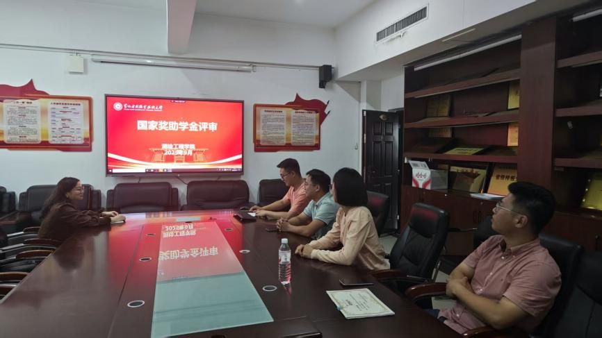 4c7e77480cbf3121c0466142a4e94999