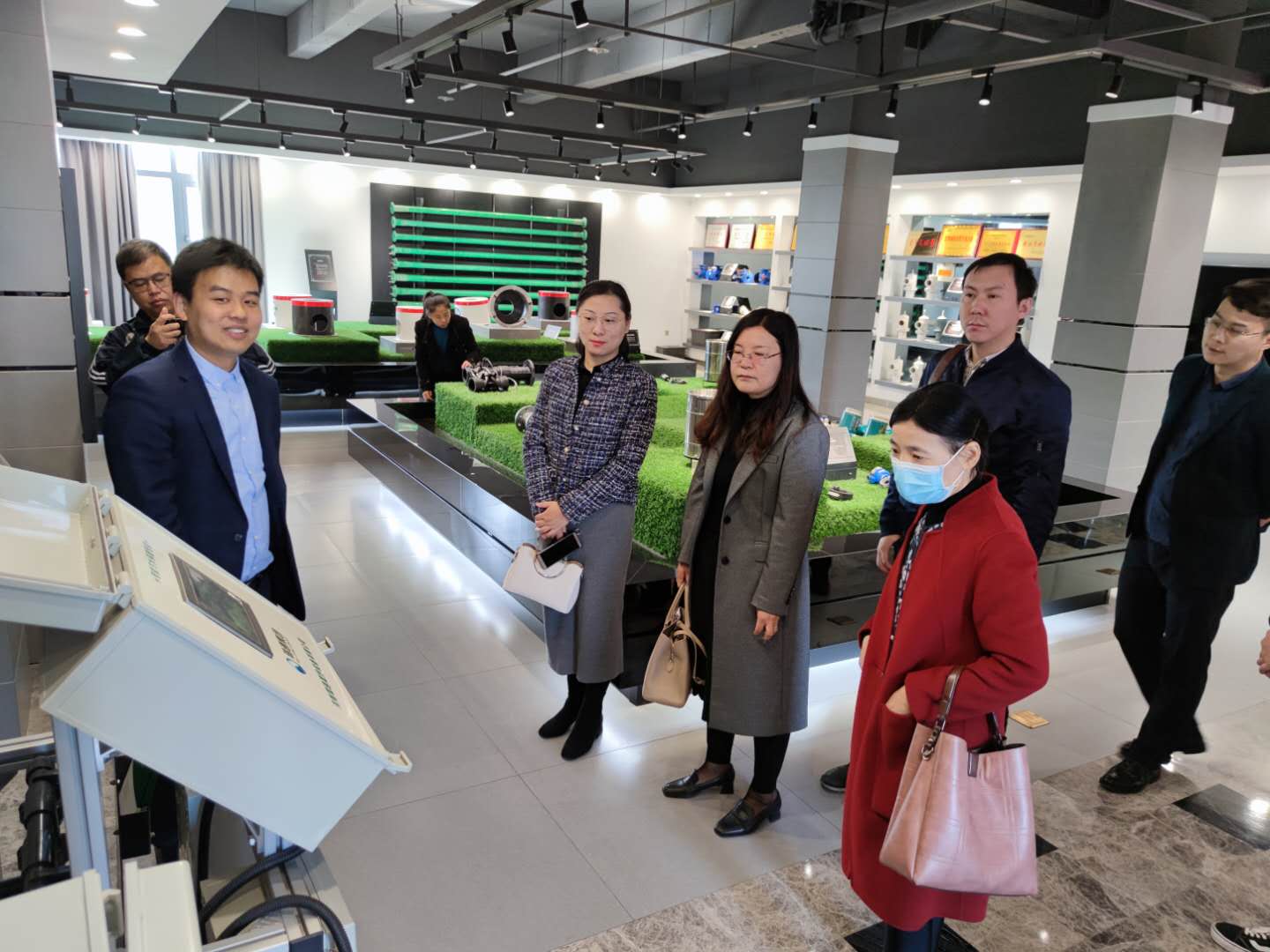 说明: C:\Users\water\AppData\Local\Temp\WeChat Files\b0fa6409e7d8c63dcbf52b47a45b28b.jpg